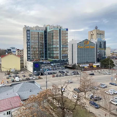Rentnow Panorama View Apartment In Center Of Chisinau Exterior photo